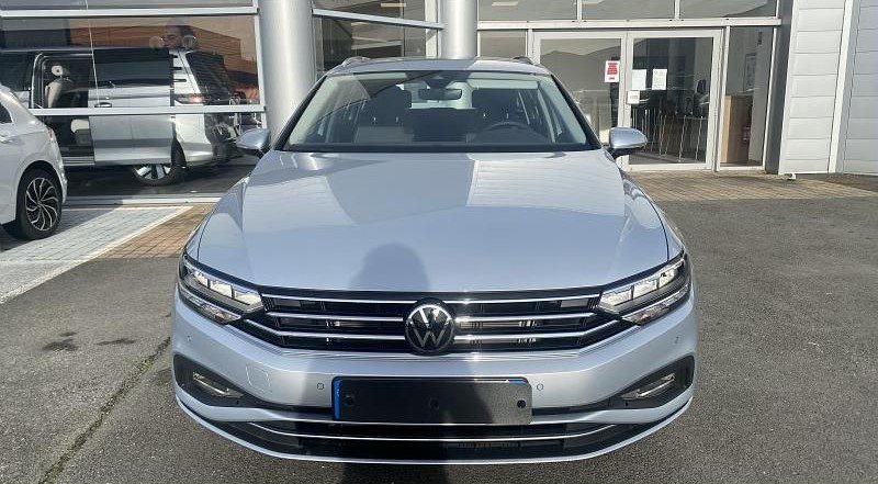 VOLKSWAGEN Passat Sw 2.0 TDI EVO Life Plus DSG7