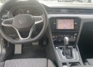 VOLKSWAGEN Passat Sw 2.0 TDI EVO Life Plus DSG7